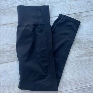 Abercrombie YPB women’s athliesure leggings high waisted black size L